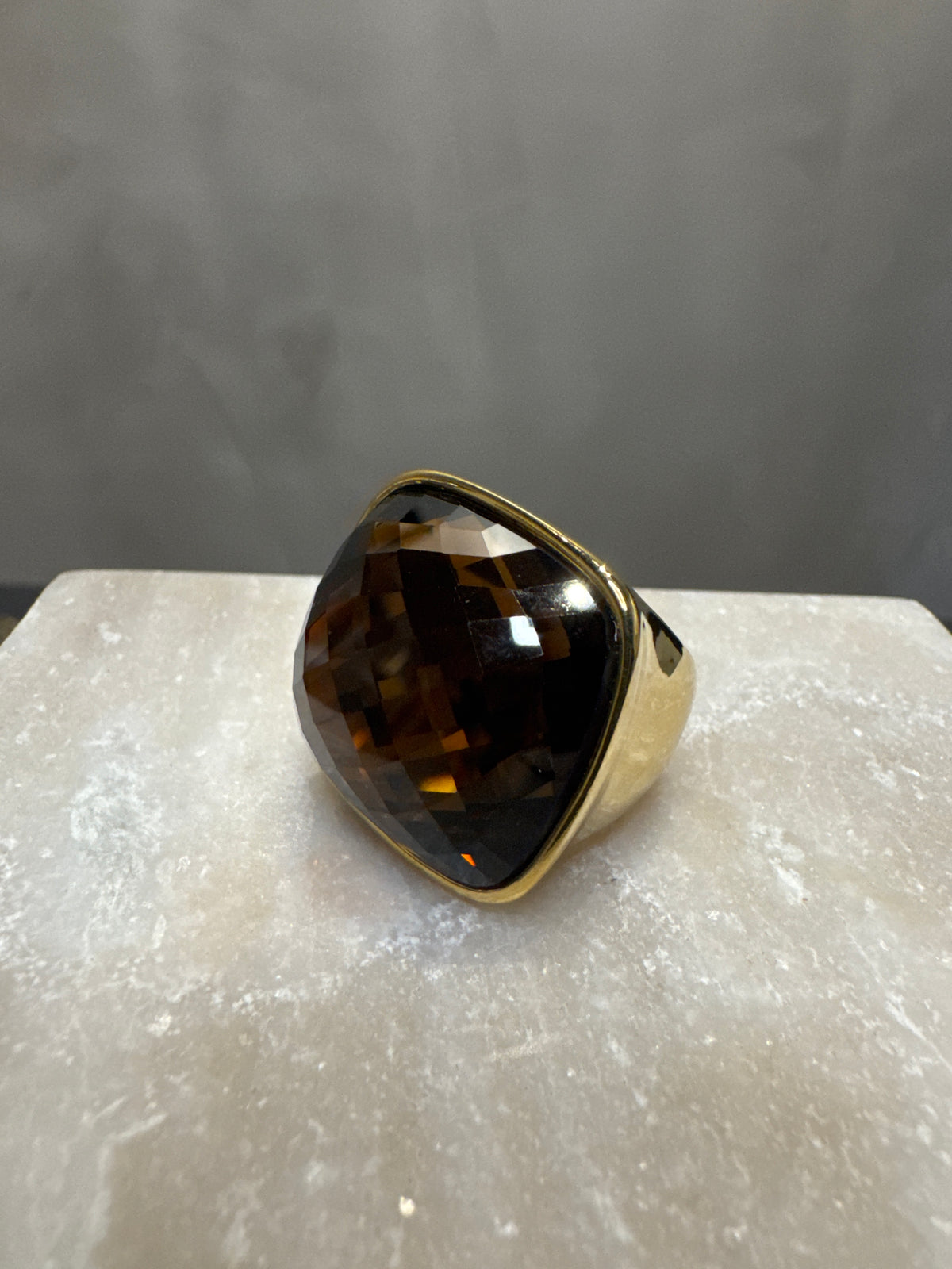 Arian Brown Ring