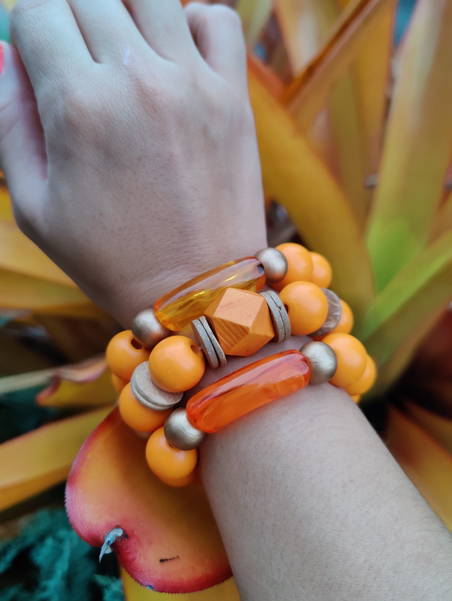 BRACELET
