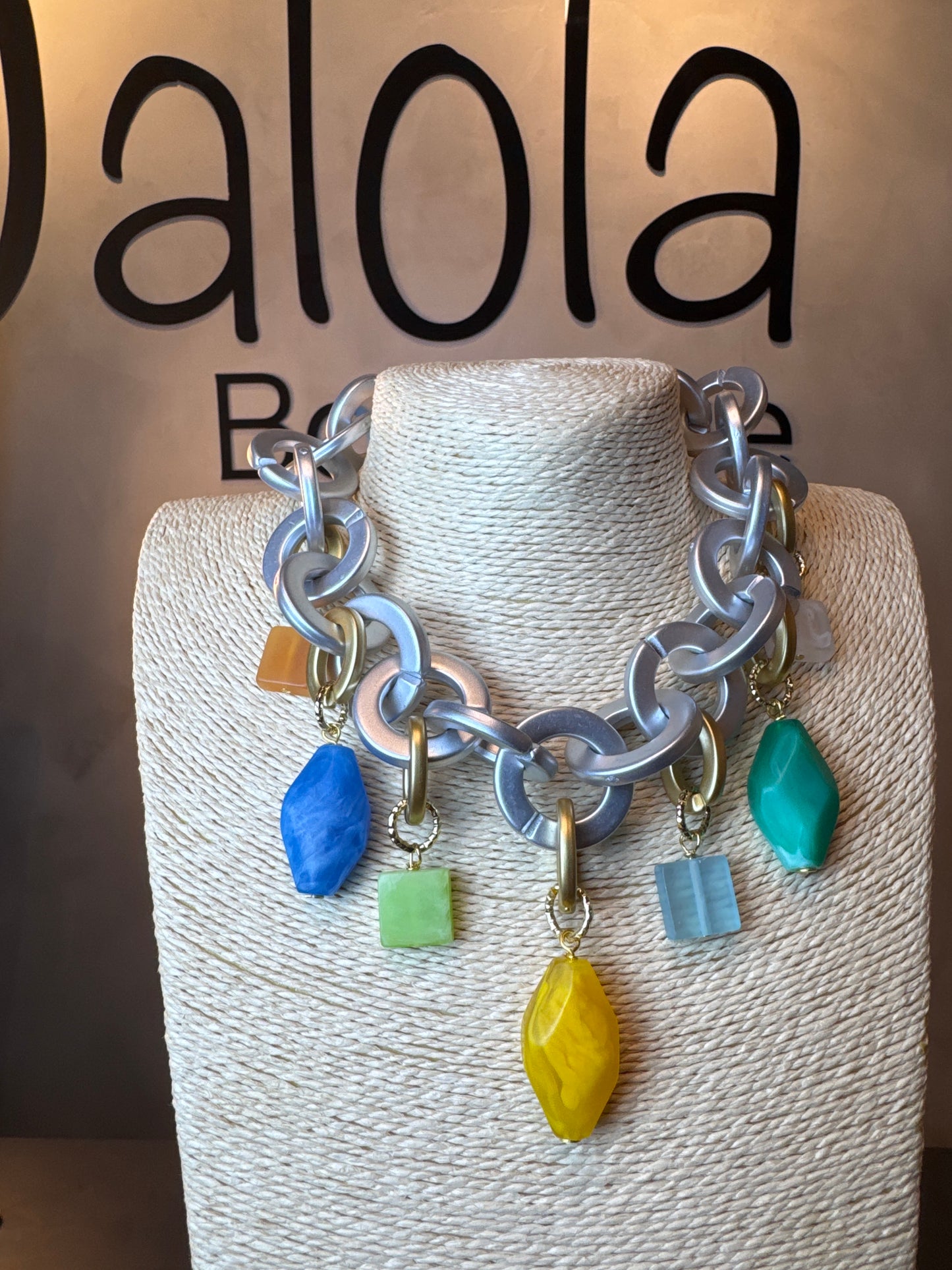 Alma Necklace