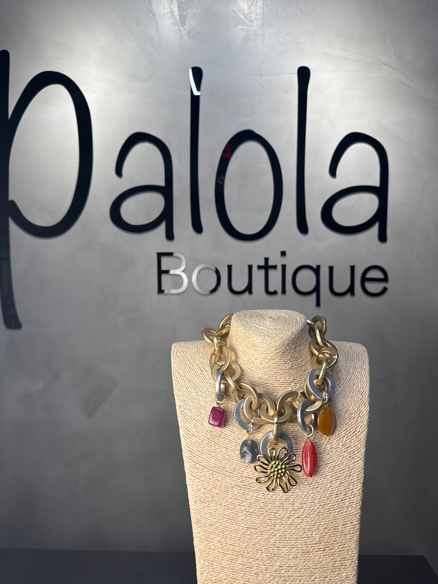 Oly Necklace