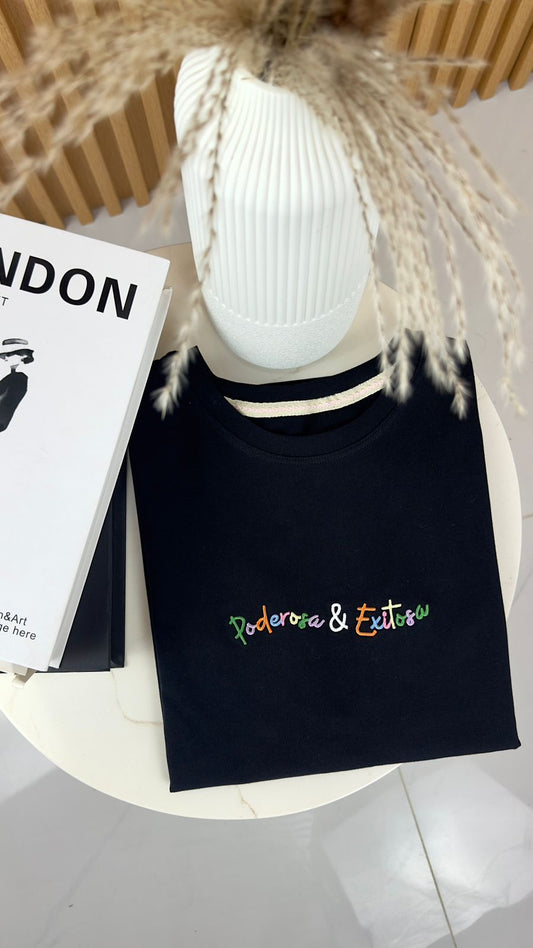 Poderosa & Exitosa Tshirt
