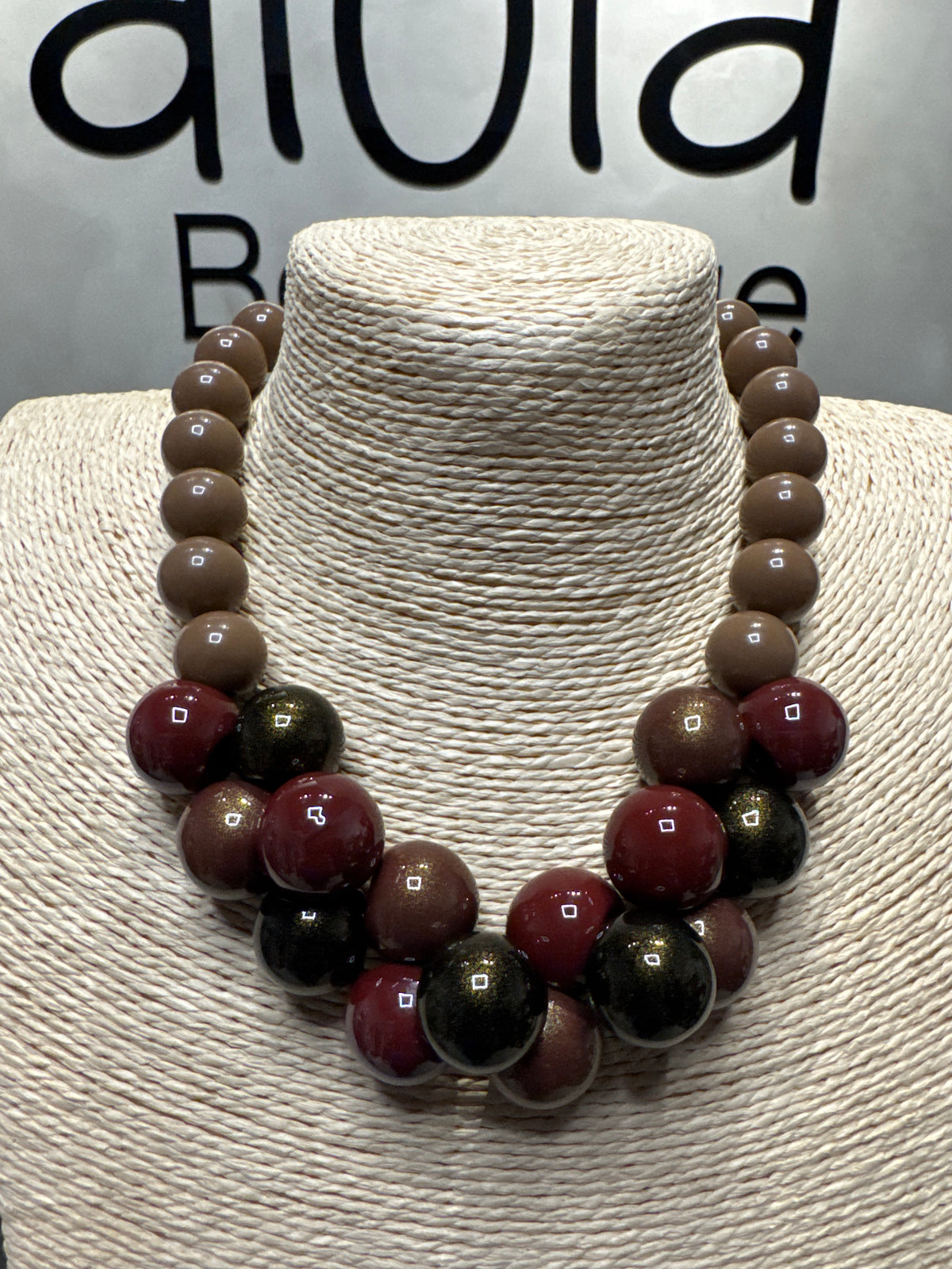 Auri Necklace