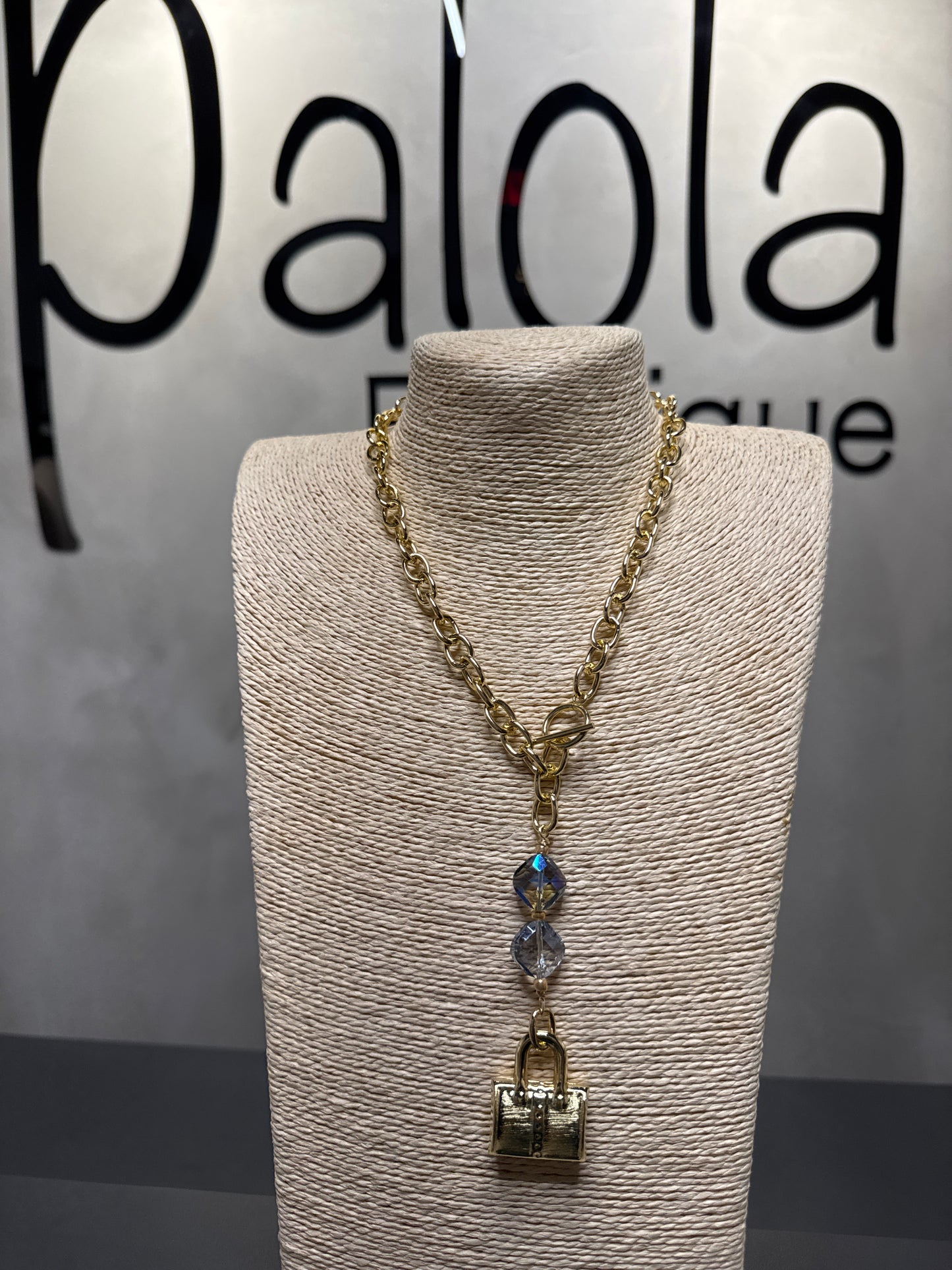 Collar largo