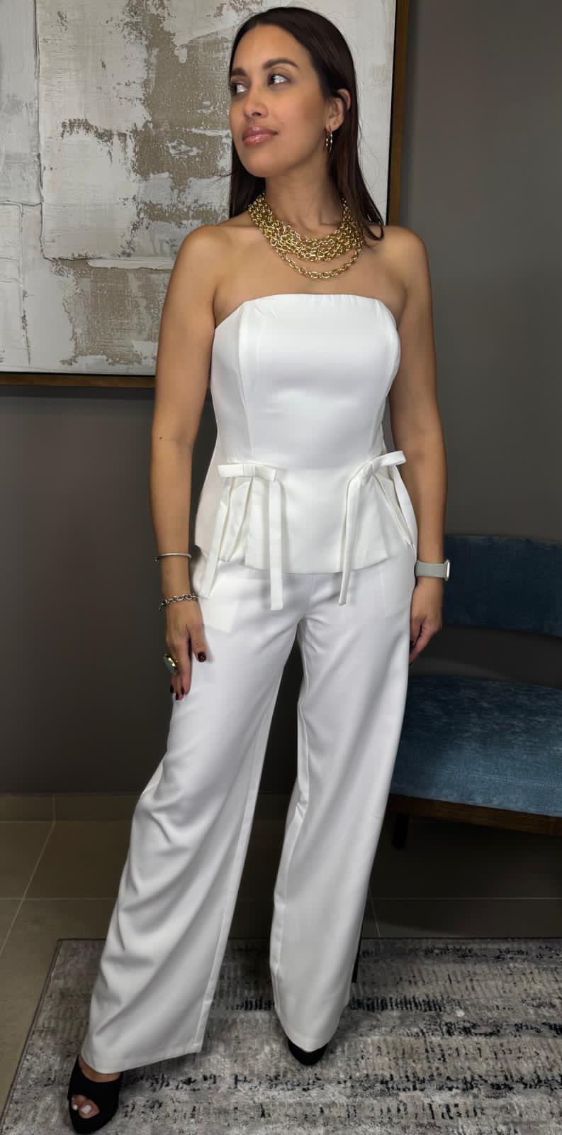 Nayla Set