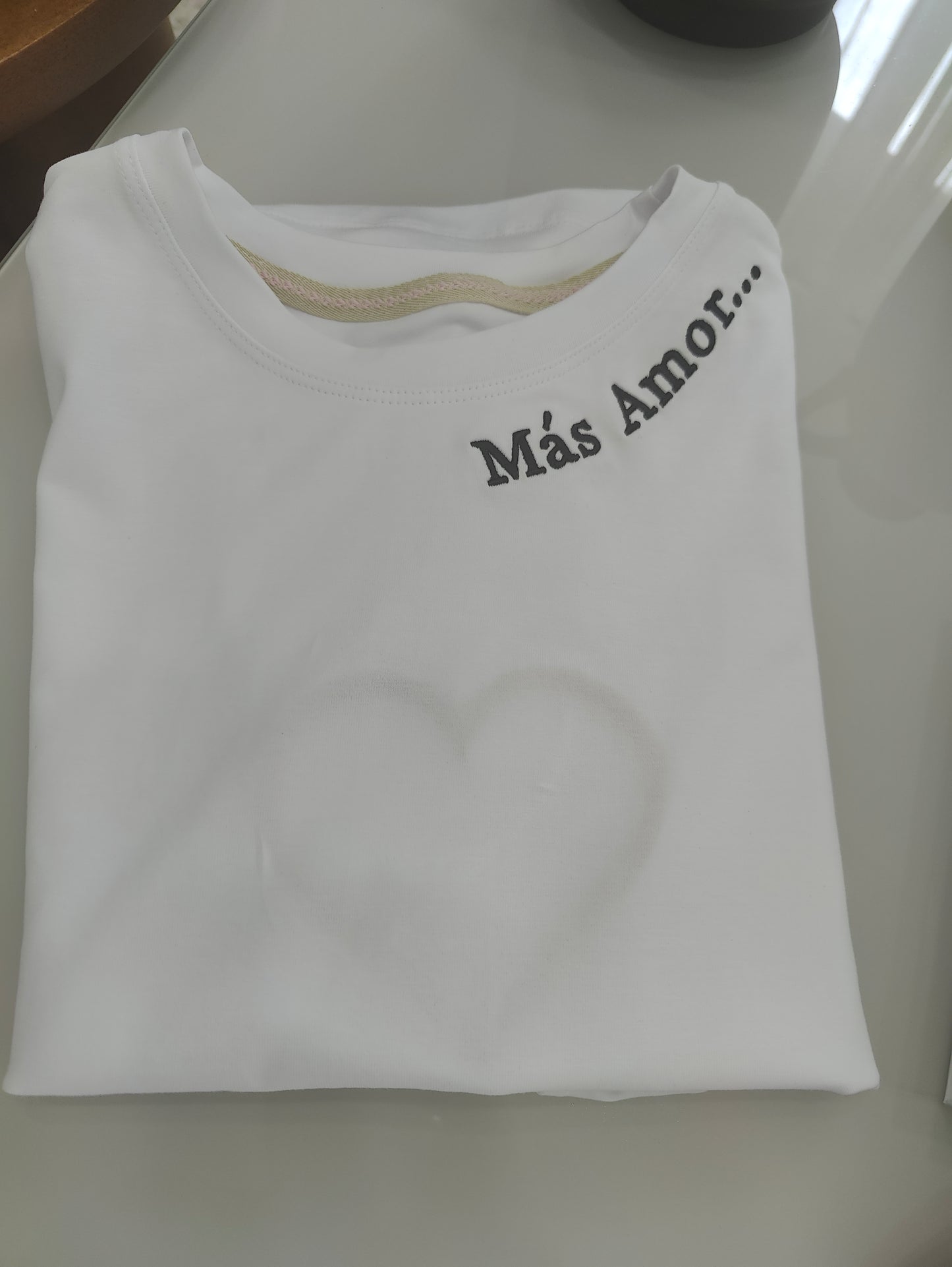 Más Amor T-shirt